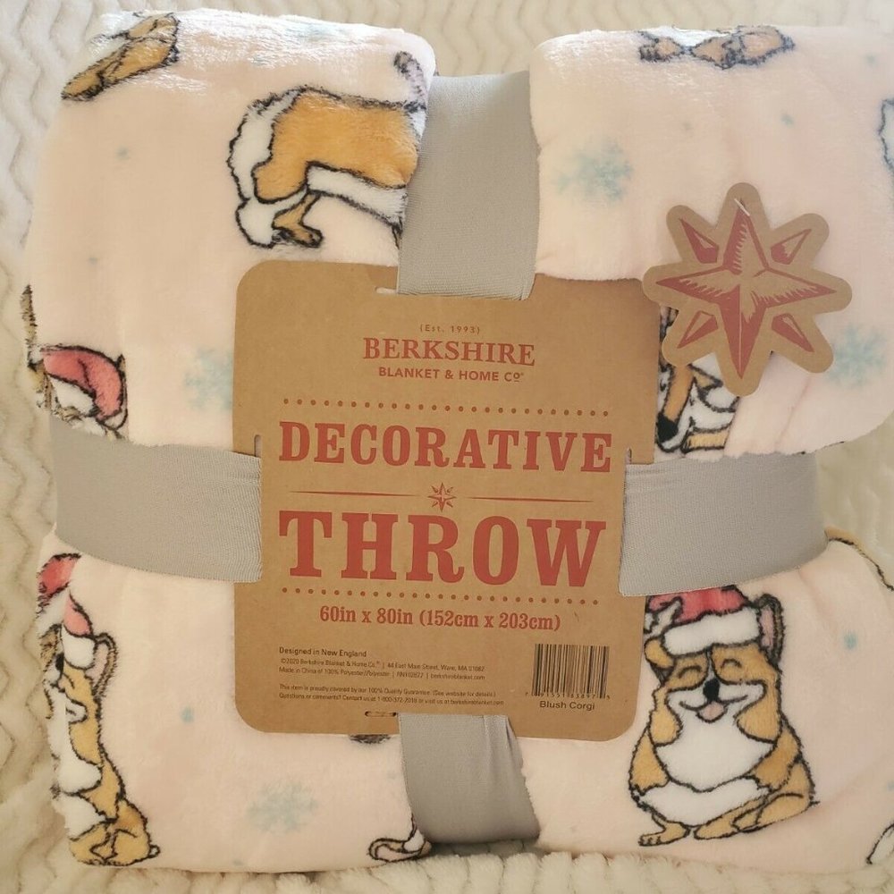 Berkshire Christmas Throw Blanket Corgi Dog